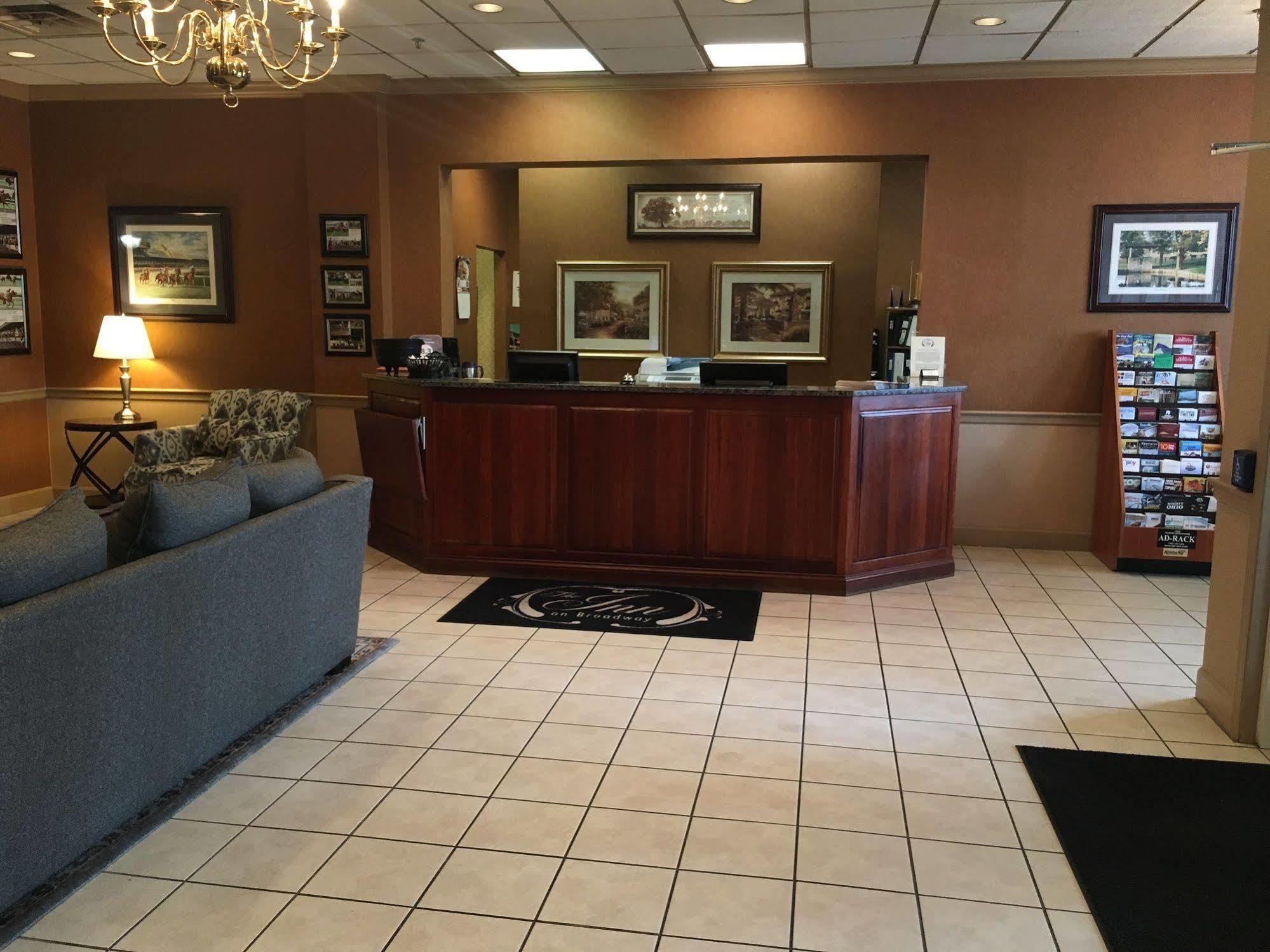Inn On Broadway Downtown/Keeneland/Medical Center Λέξινγκτον Εξωτερικό φωτογραφία