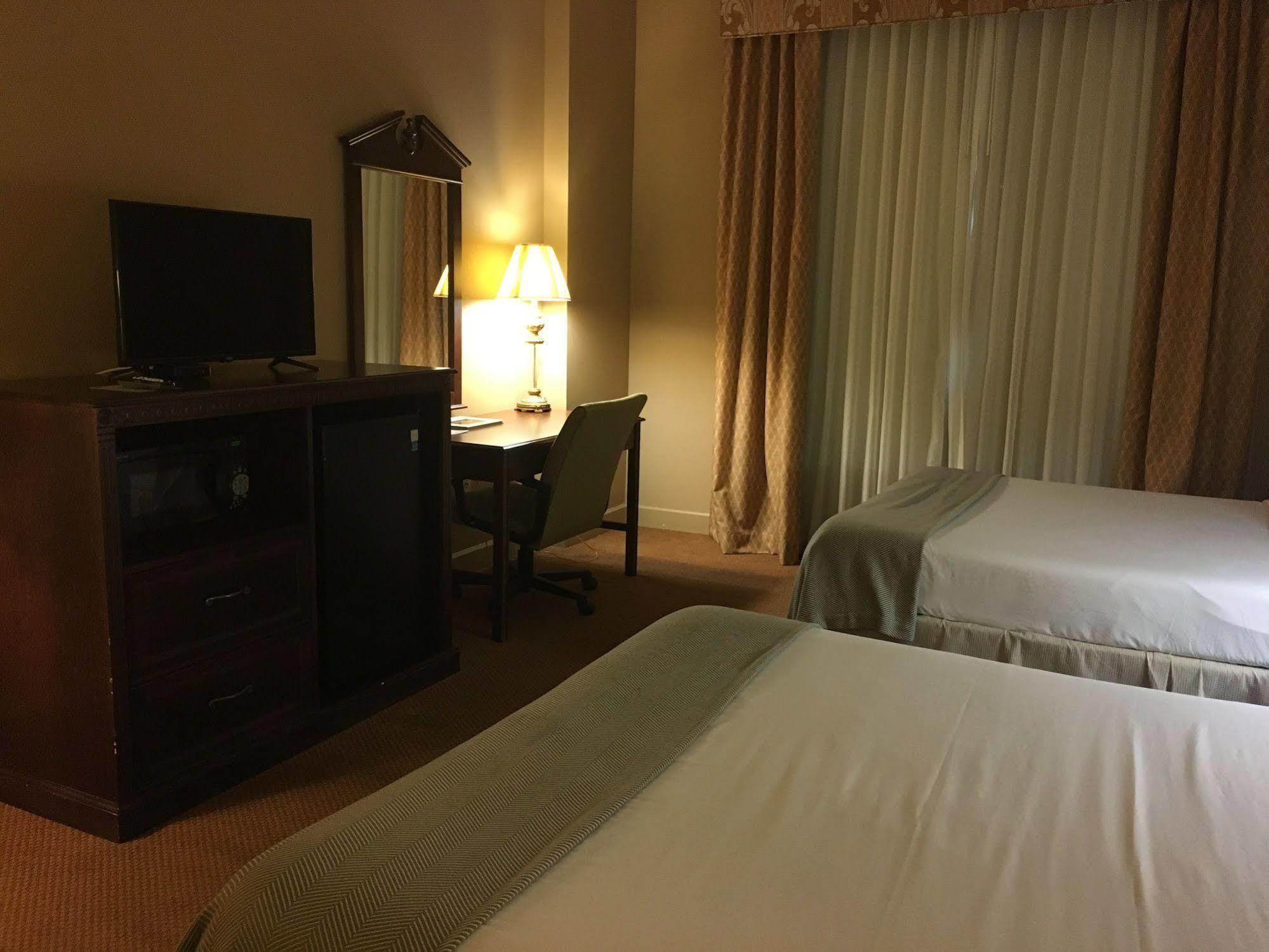 Inn On Broadway Downtown/Keeneland/Medical Center Λέξινγκτον Εξωτερικό φωτογραφία