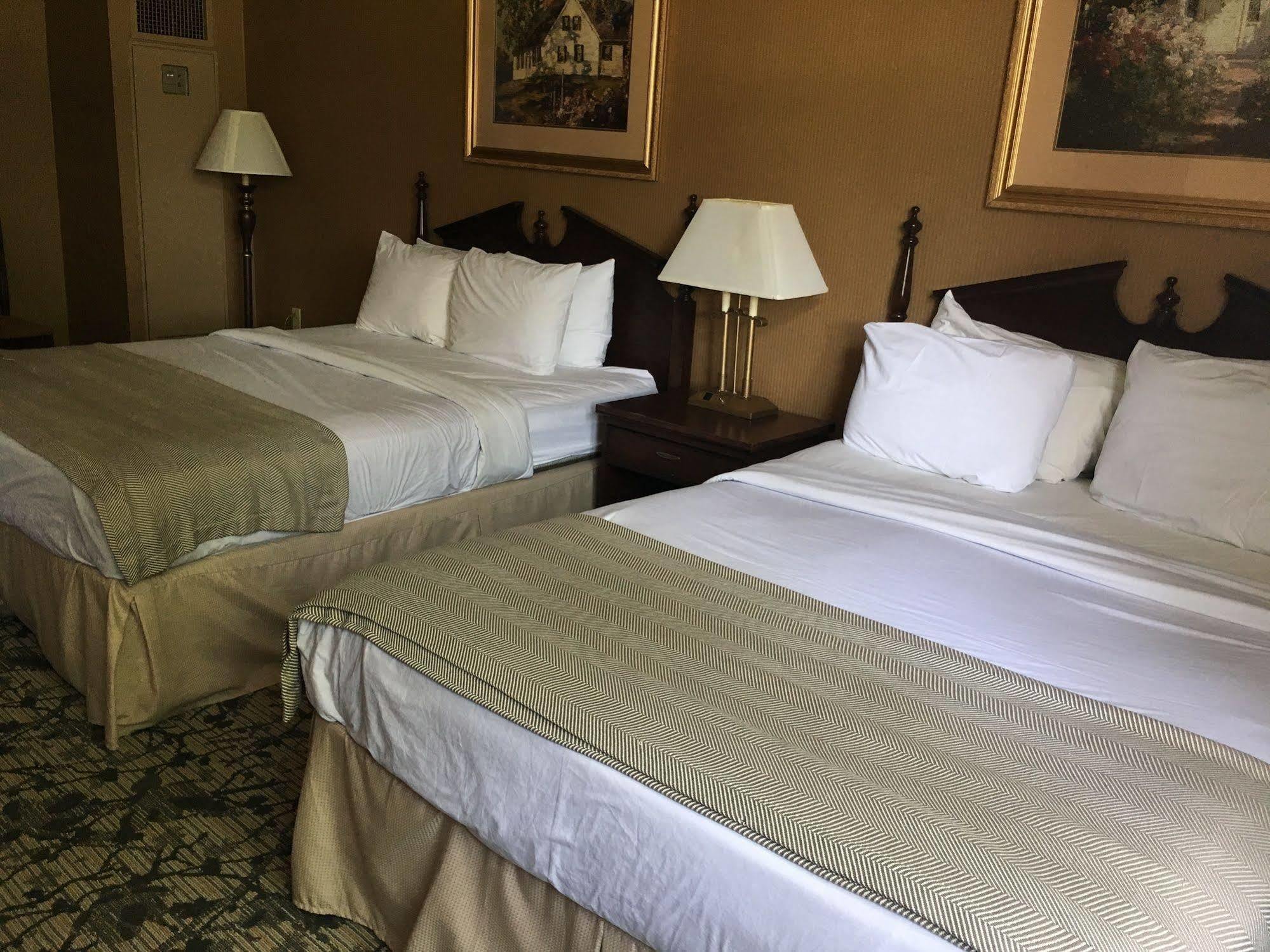 Inn On Broadway Downtown/Keeneland/Medical Center Λέξινγκτον Εξωτερικό φωτογραφία