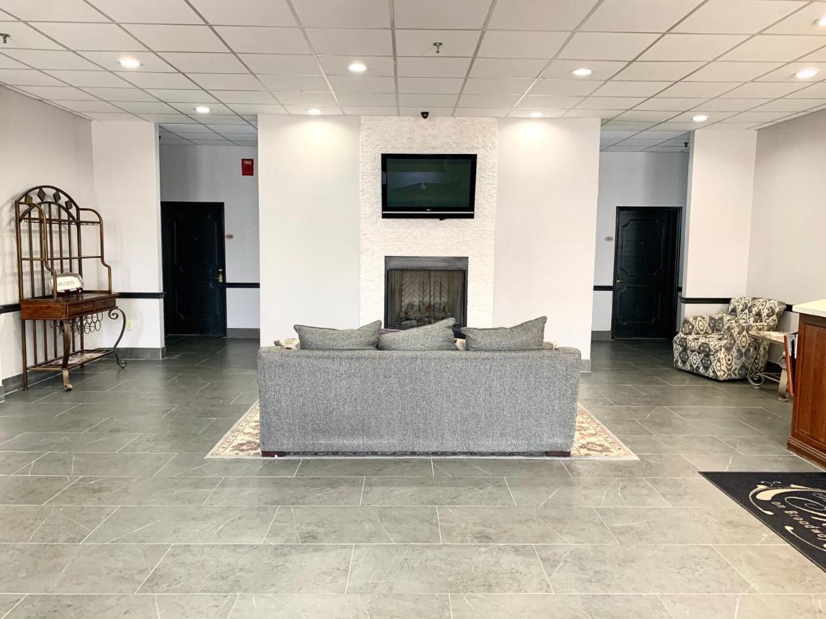 Inn On Broadway Downtown/Keeneland/Medical Center Λέξινγκτον Εξωτερικό φωτογραφία